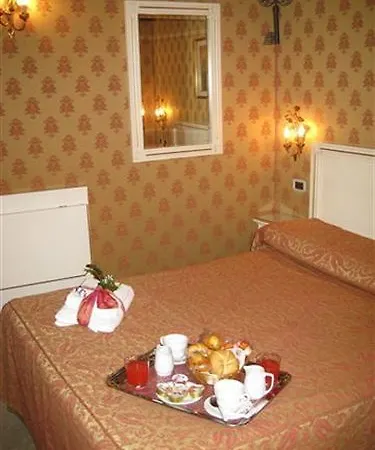 Bed and Breakfast Ca' San Vio 3*